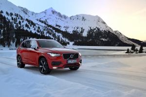Volvo XC90 D5 R-Design 2015 года